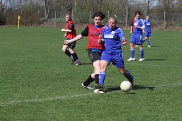 Bild 159 - Frauen am 10.4.11